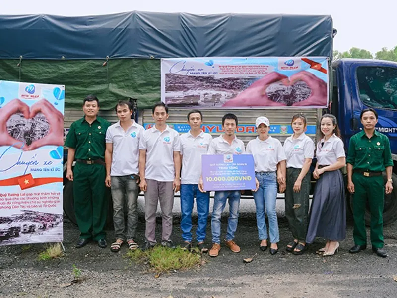 Huy hiệu VIP Đồng